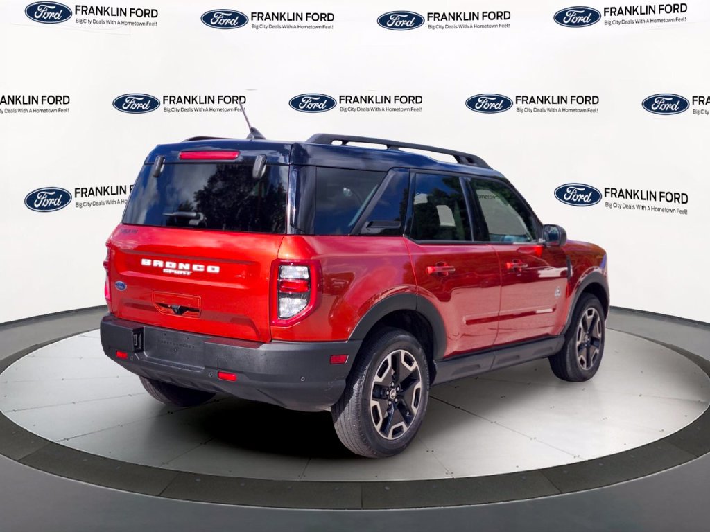 Certified 2023 Ford Bronco Sport Outer Banks w/ Tech Package AWD/4WD image 5