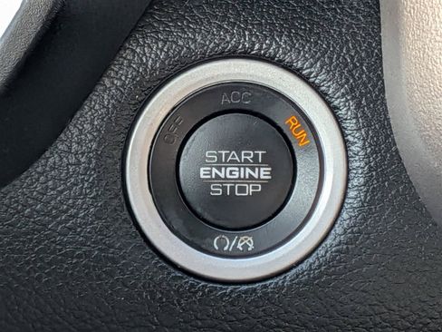 Used 2022 RAM 1500 Laramie image 25