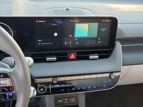 Certified 2025 Hyundai Ioniq 5 Limited image 14