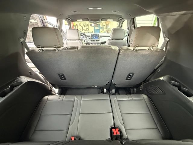 Used 2022 Chevrolet Tahoe RST w/ Luxury Package AWD/4WD image 14