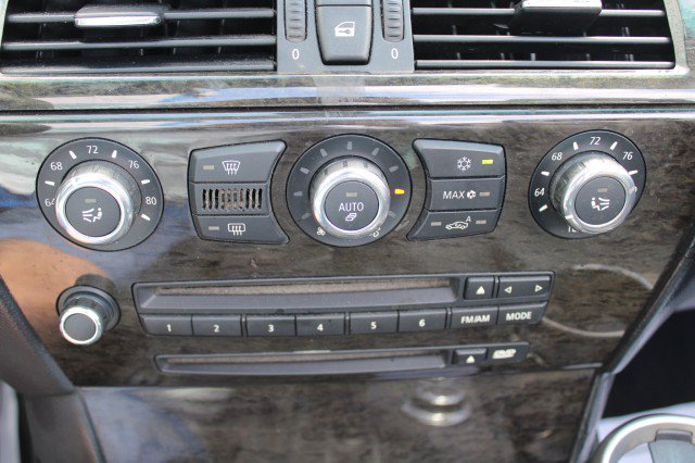 Used 2008 BMW 650i Convertible RWD image 17
