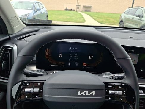 New 2026 Kia Sorento S AWD/4WD image 13