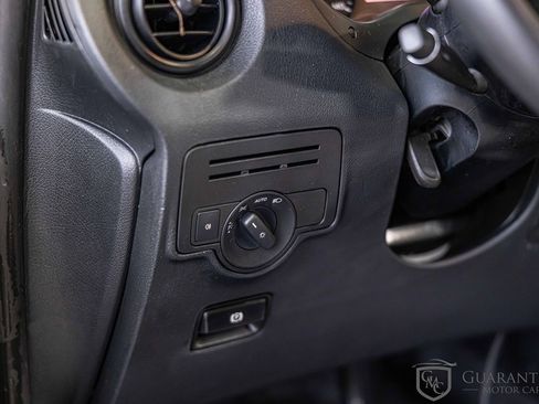 Used 2019 Mercedes-Benz Metris image 19