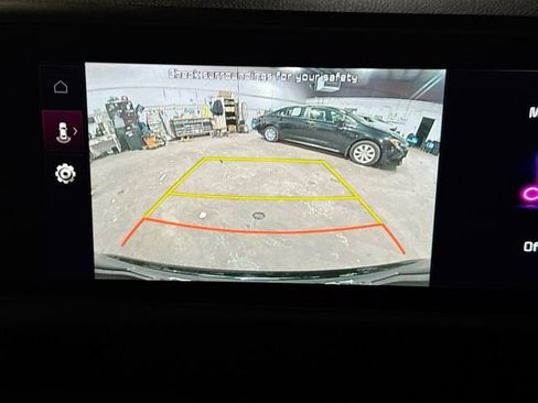 Used 2024 Kia Seltos EX image 14