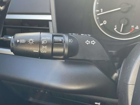 Used 2024 Mitsubishi Outlander SE FWD image 35