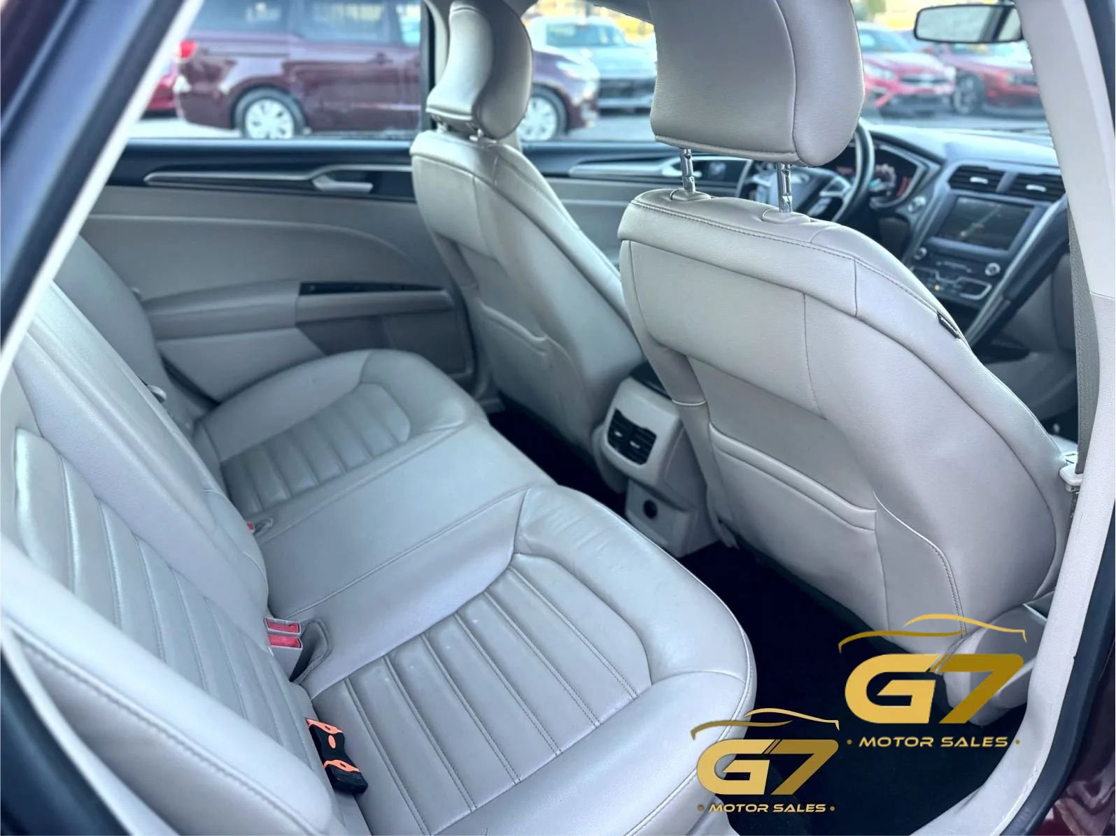 Used 2017 Ford Fusion SE w/ Fusion SE Technology Package FWD image 21