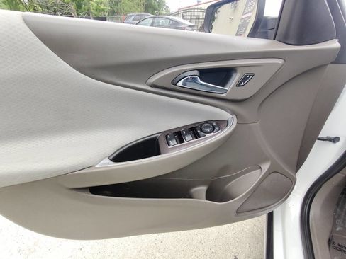 Used 2020 Chevrolet Malibu LT FWD image 8