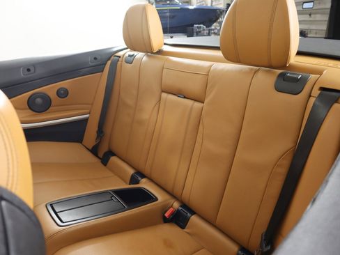 Used 2019 BMW 430i xDrive Convertible w/ M Sport Package image 21