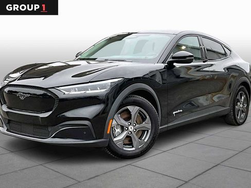 Used 2021 Ford Mustang Mach-E Select image 1