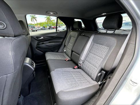 Used 2023 Chevrolet Equinox LT FWD image 10
