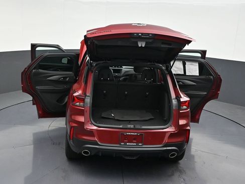 Used 2023 Chevrolet TrailBlazer RS image 35