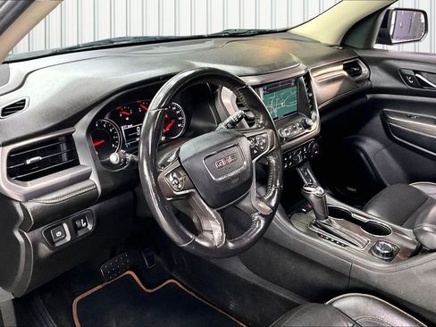 Used 2019 GMC Acadia SLT image 17