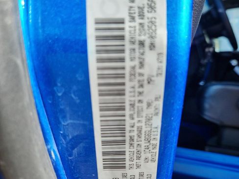 Used 2016 Jeep Wrangler Sahara w/ Connectivity Group image 18