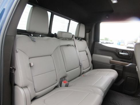 Certified 2022 Chevrolet Silverado 1500 LT Trail Boss w/ Convenience Package II AWD/4WD image 22