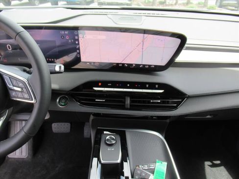 New 2026 Buick Enclave Preferred w/ Power Package image 19