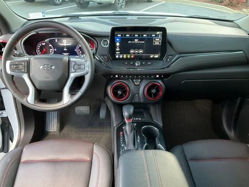 Used 2023 Chevrolet Blazer RS w/ Driver Confidence II Package image 4
