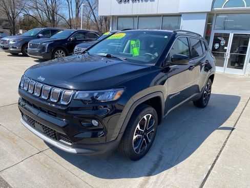 Used 2022 Jeep Compass Limited image 10
