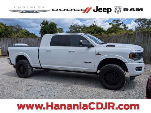 Used 2021 RAM 2500 Limited AWD/4WD image 1