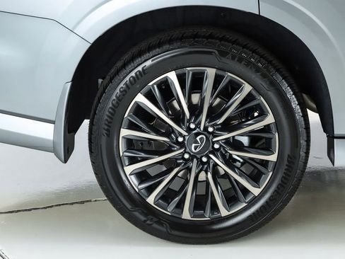 New 2026 INFINITI QX80 Autograph w/ Premium Cargo Package AWD/4WD image 12