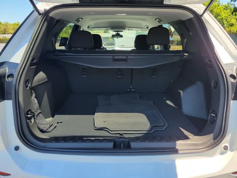 Certified 2024 Chevrolet Equinox LS w/ LS Convenience Package FWD image 7