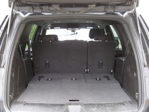 Used 2022 GMC Yukon SLE AWD/4WD image 22