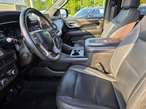 Used 2023 Chevrolet Tahoe Z71 w/ Luxury Package AWD/4WD image 21