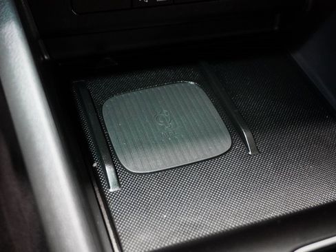 Used 2025 Hyundai Sonata Limited image 32