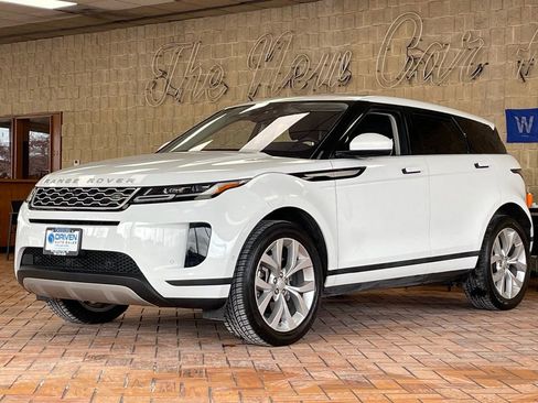 Used 2020 Land Rover Range Rover Evoque SE image 4