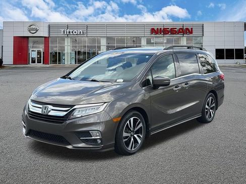 Used 2018 Honda Odyssey Elite image 3