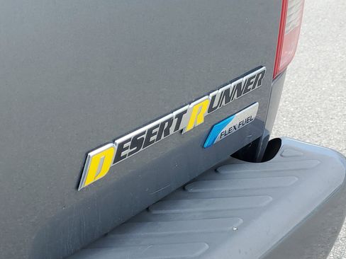 Used 2019 Nissan Frontier Desert Runner image 13