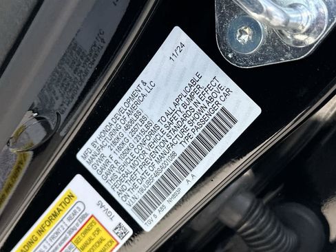 New 2025 Acura TLX w/ Technology Package image 22