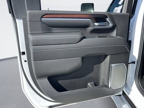 New 2026 GMC Sierra 3500 Denali AWD/4WD image 25