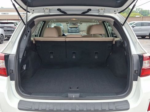 Used 2016 Subaru Outback 2.5i Limited AWD/4WD image 30