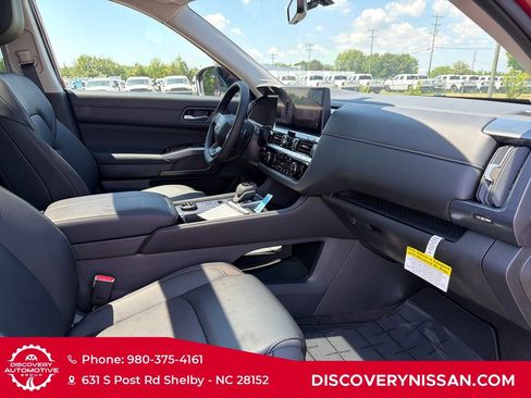 New 2026 Nissan Pathfinder SL w/ SL Premium Package (P04) AWD/4WD image 40