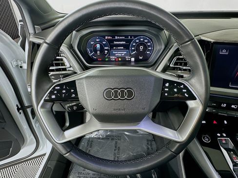 Used 2024 Audi Q4 e-tron Premium Plus w/ Premium Plus AWD/4WD image 19