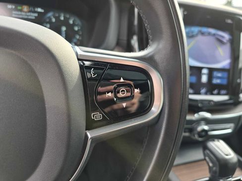 Used 2021 Volvo XC60 T5 Inscription image 31