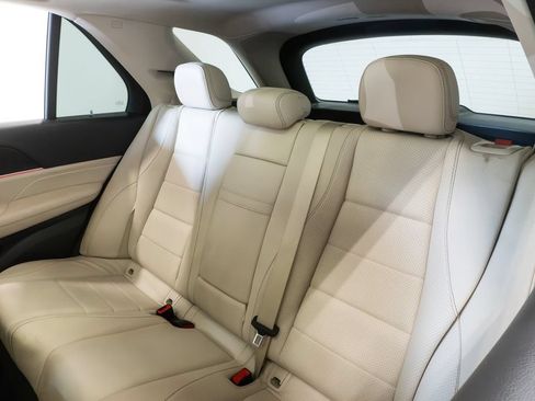 Used 2020 Mercedes-Benz GLE 450 4MATIC image 23