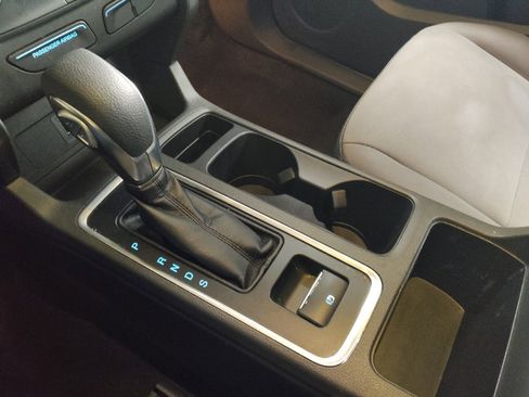 Used 2017 Ford Escape S image 26