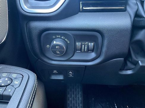 New 2026 RAM 1500 Laramie w/ Night Edition image 16