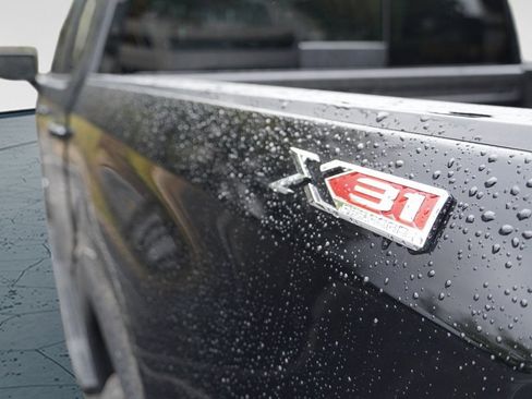 New 2026 GMC Sierra 1500 Elevation w/ Elevation Premium Package image 9