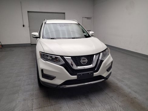 Used 2019 Nissan Rogue SV FWD image 14