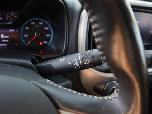 Used 2022 GMC Canyon Denali image 28