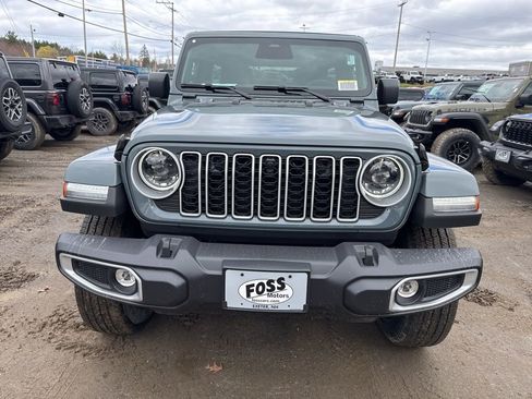 New 2026 Jeep Wrangler Sahara image 8