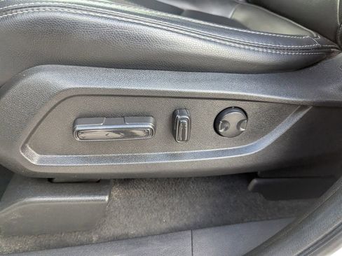 Used 2024 Honda Pilot EX-L image 19