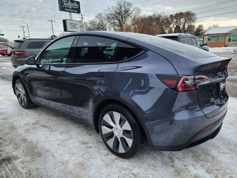 Used 2023 Tesla Model Y Long Range image 5