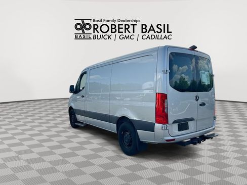 Used 2024 Mercedes-Benz Sprinter 2500 image 6
