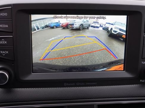 Used 2019 Hyundai Kona SEL image 32