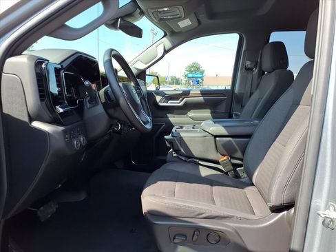 Used 2025 Chevrolet Silverado 1500 LT image 10