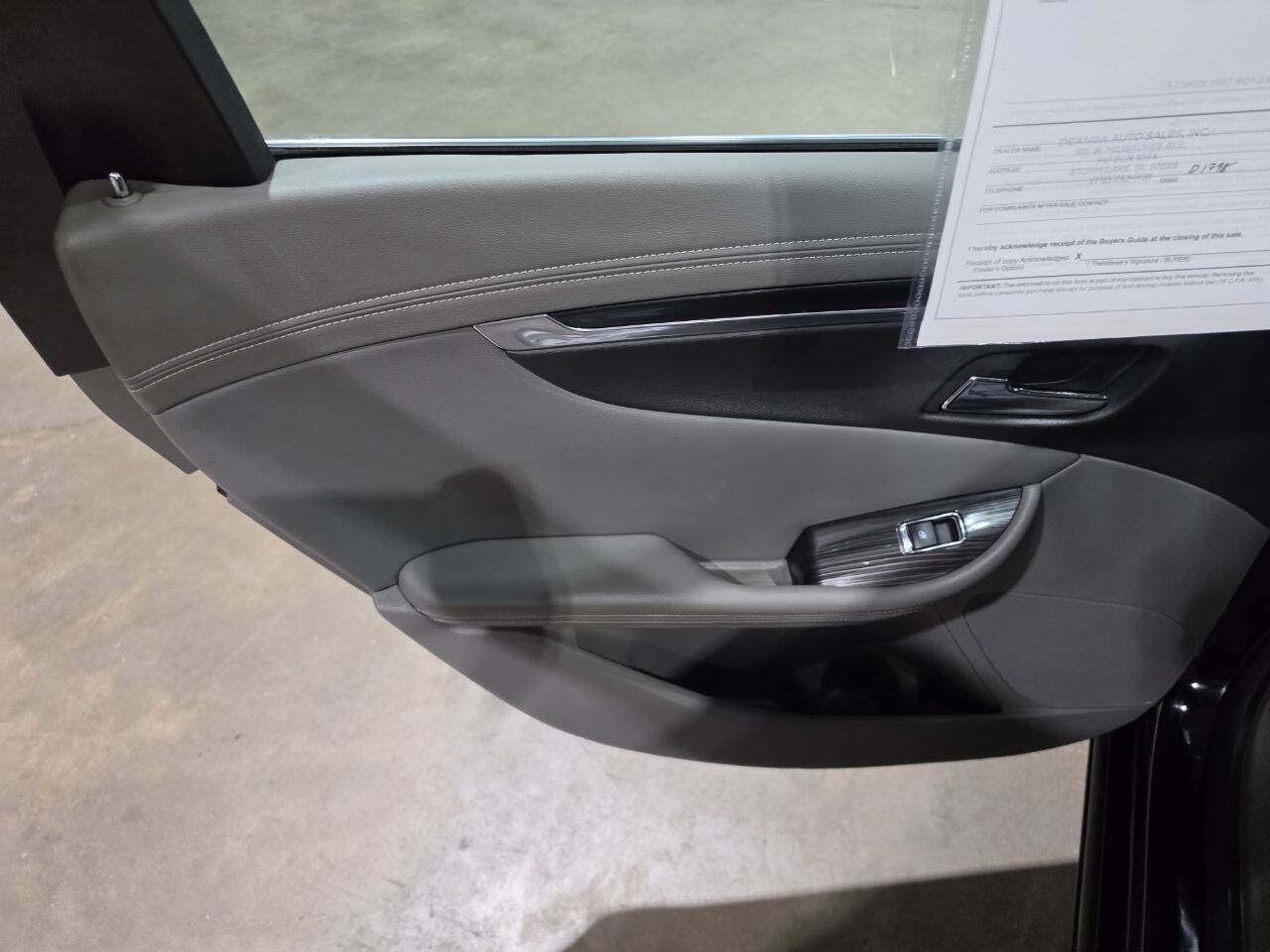 Used 2019 Chevrolet Impala LT FWD image 26