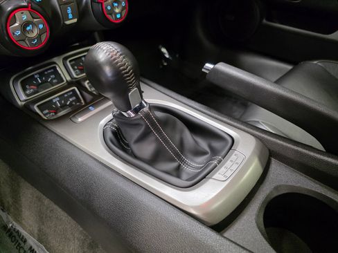 Used 2010 Chevrolet Camaro SS w/ Orange Stripe Package RWD image 26